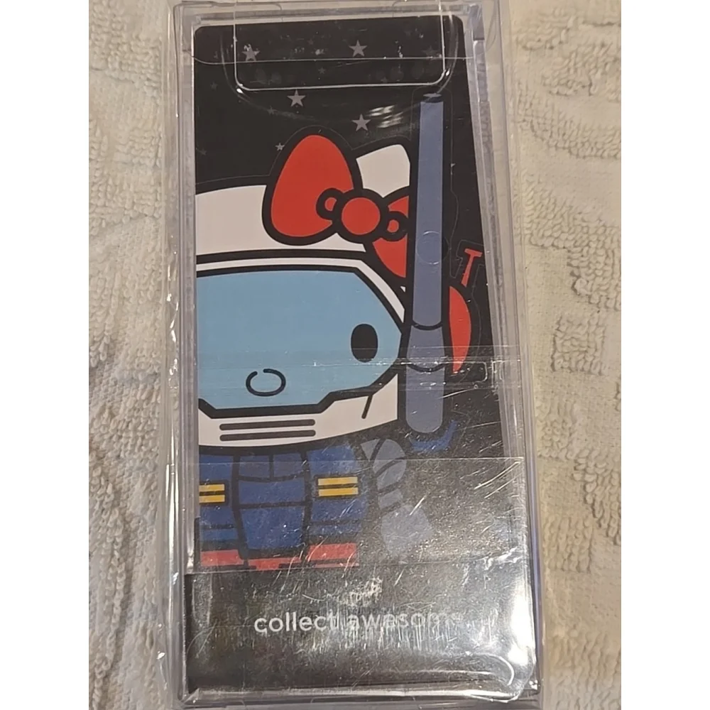 FiGPiN Gundam x Hello Kitty Guntank Hello Kitty #779 New In Package (235)